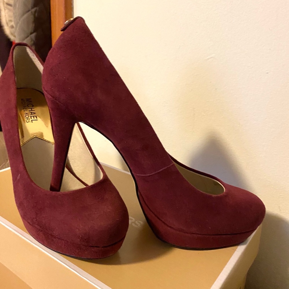 Michael Kors Ionna Pump Shoes‎ Merlot Suede Sz 8
